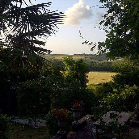 Chez Brown Bed and Breakfast Saint-Thomas-de-Cônac Exteriör bild