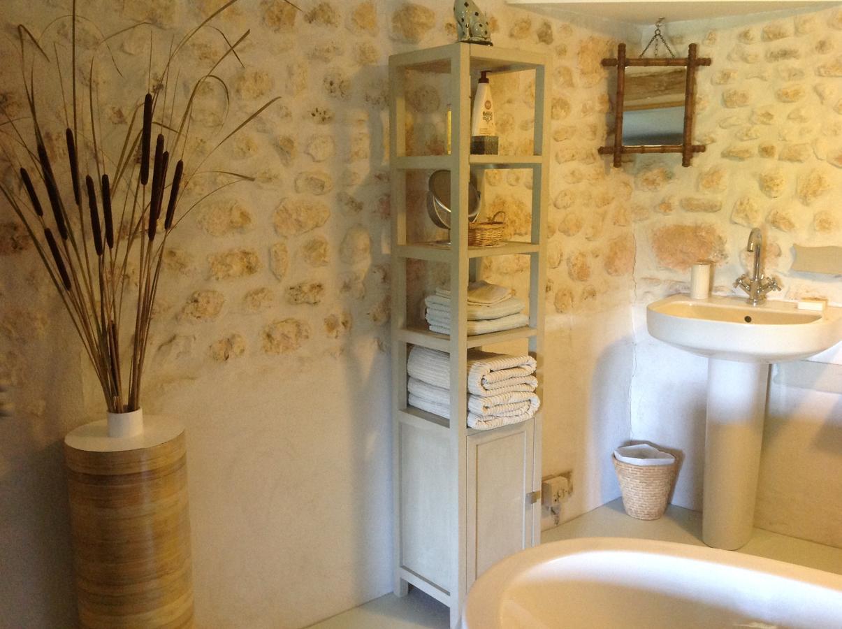 Chez Brown Bed and Breakfast Saint-Thomas-de-Cônac Exteriör bild