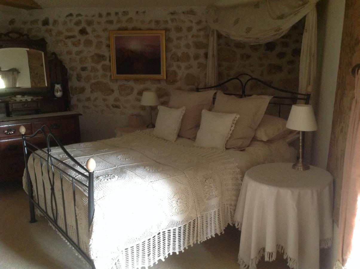 Chez Brown Bed and Breakfast Saint-Thomas-de-Cônac Exteriör bild