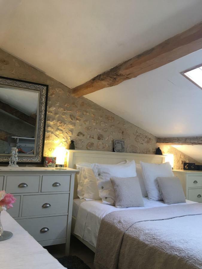 Chez Brown Bed and Breakfast Saint-Thomas-de-Cônac Exteriör bild